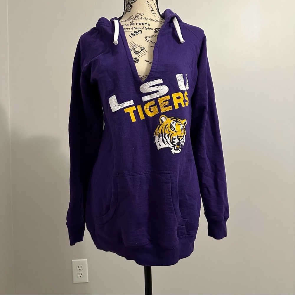 Lovely Blue 84 LSU Tigers Hoodie Size XL (runs small)